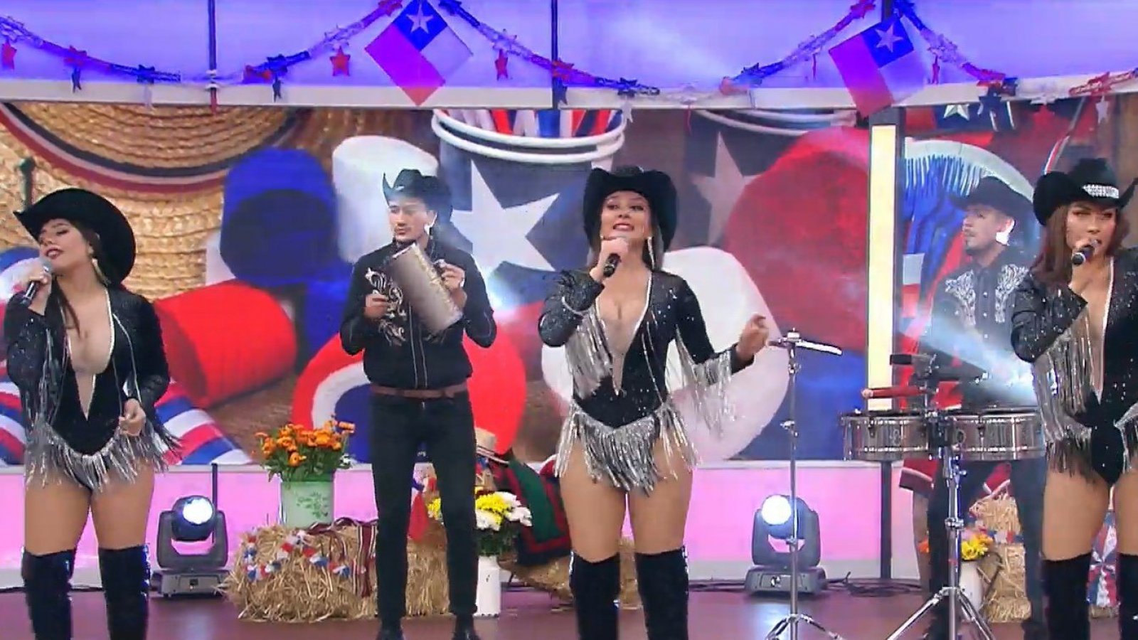 "Reina Isabel" se toma el "Buenos Días a Todos" con todo el ritmo de la ranchera
