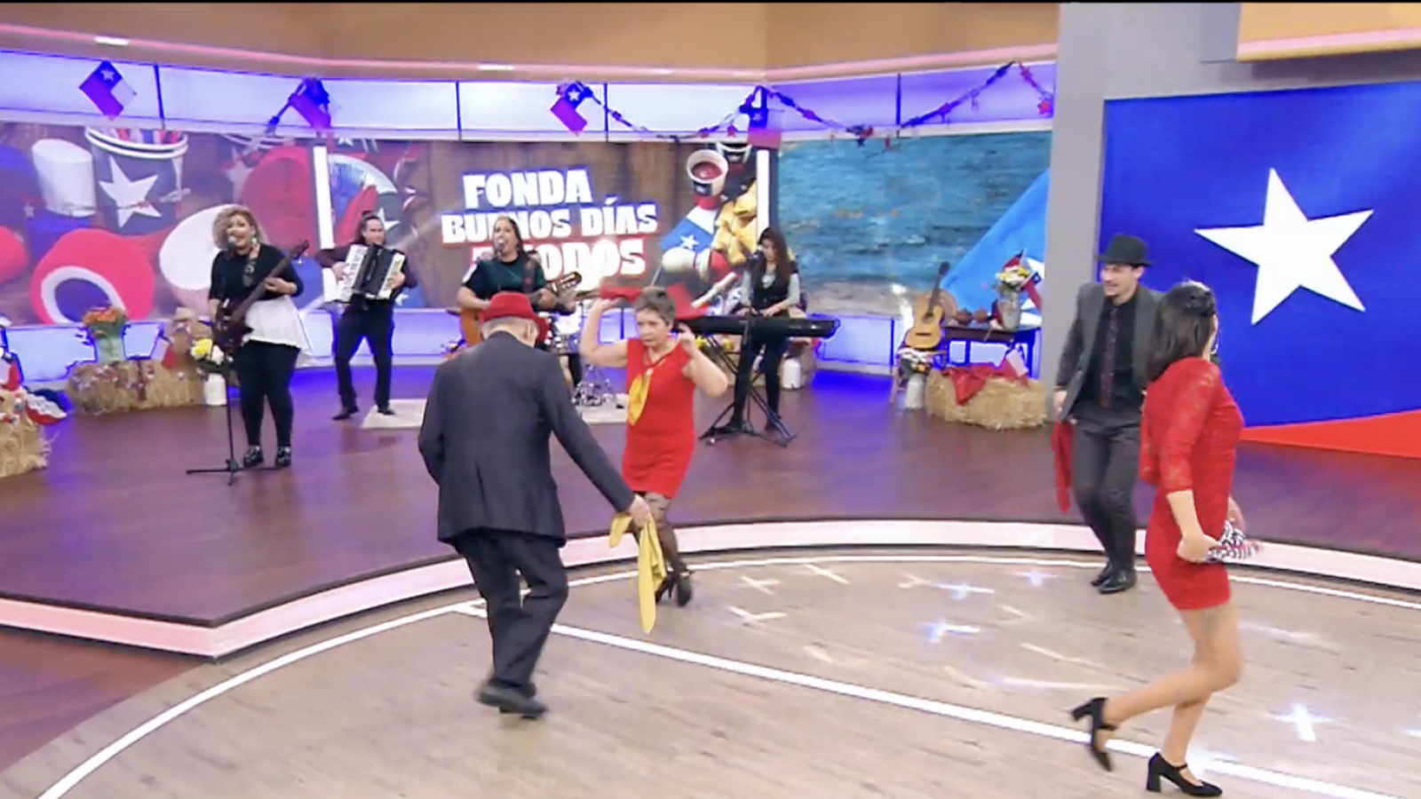 Hoy no podían faltar: "Las Capitalinas" traen su entretenida cueca urbana al BDAT
