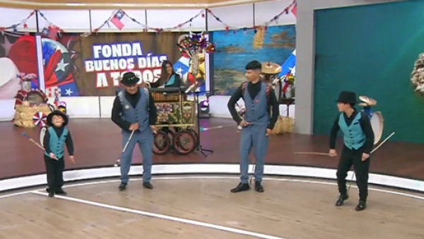 ¡Música, alegría y tradición!: Los chinchineros de la familia Aravena