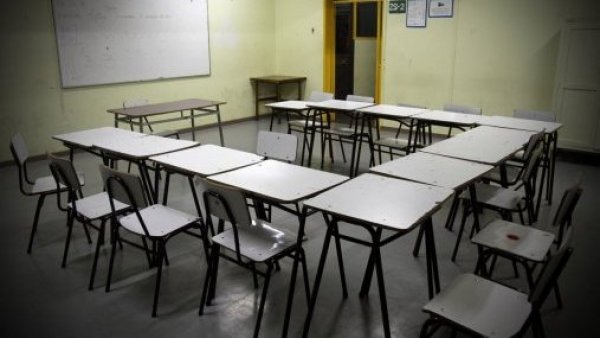 50 años del Golpe de Estado: Mineduc suspende clases en dos comunas de la RM para este 11 de septiembre
