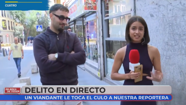 "Menudo imbécil": sujeto abusó y tocó trasero a periodista durante despacho en vivo en España