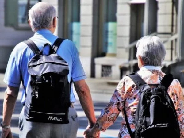 adultos mayores longevos