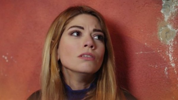 Me robó mi vida: Efsun sufre en silencio
