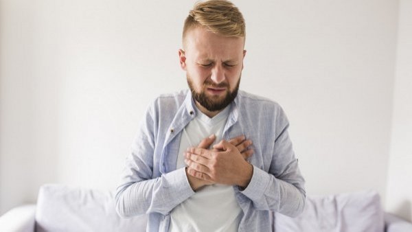 <p>acidez</p>Fiestas Patrias: 7 formas de lidiar con la acidez estomacal
