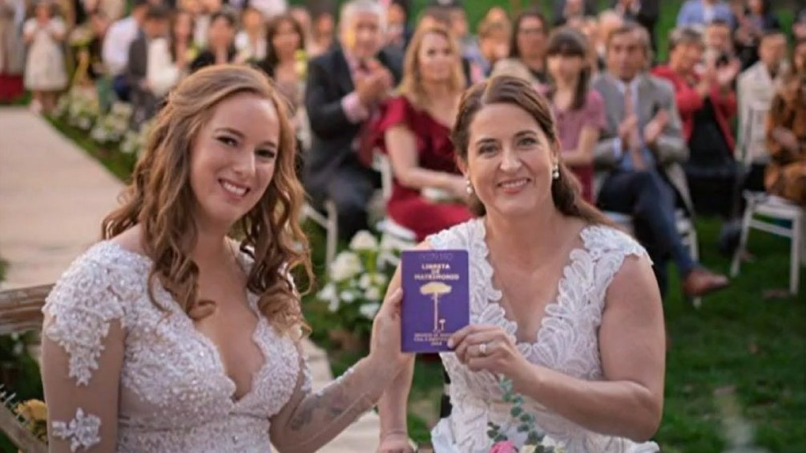 "Fuimos súper valientes": La felicidad y el amor de Fran Mardones con su esposa
