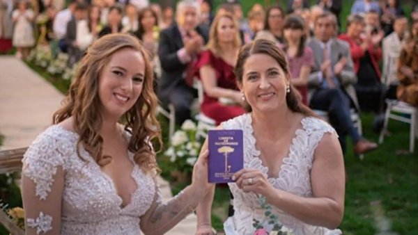 "Fuimos súper valientes": La felicidad y el amor de Fran Mardones con su esposa