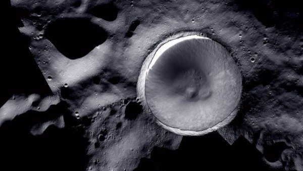 Sin precedentes: la NASA revela fotografía del polo sur de la Luna
