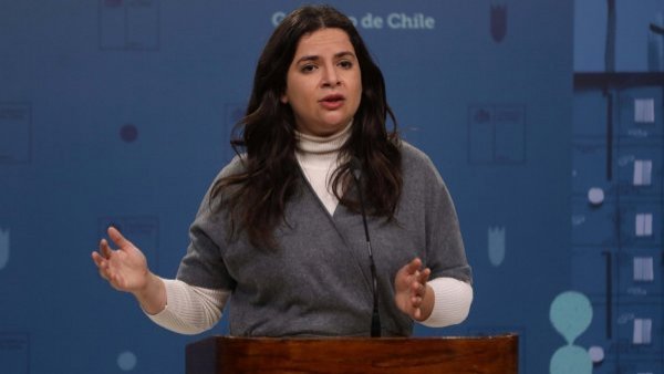 Orellana teme retroceso en píldora del día después tras norma que protege a "quien está por nacer"
