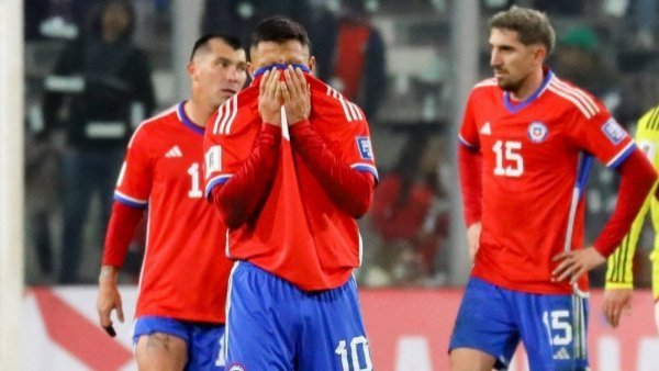 Drástica caída de Chile: Así quedó el ranking FIFA de las mejores selecciones del mundo
