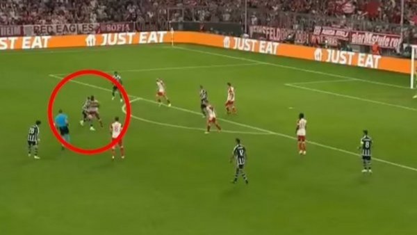 "Inaceptable": La imagen que enfureció a los hinchas del Manchester United

