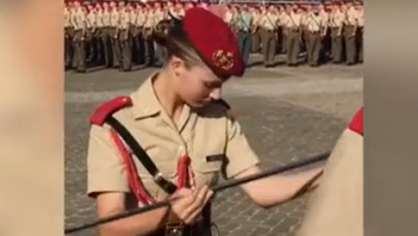 Fiestas en las monarquías: La princesa Leonor de Borbón prepara su camino real
