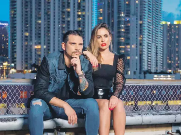Mark González y Maura Rivera