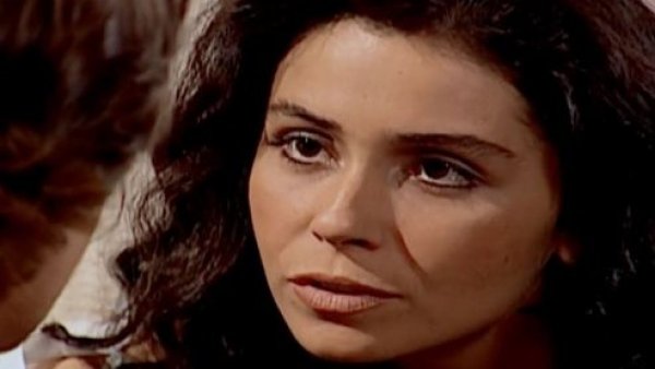 El Clon - T1E45 | Lucas y Jade en Río
