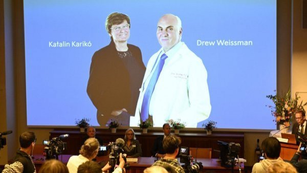 Claves para las vacunas COVID-19: Katalin Kariko y Drew Weissman ganan Nobel de Medicina
