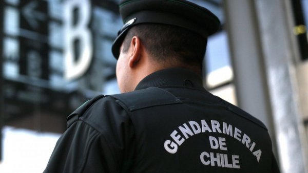 Gendarmes baleados en Bajos de Mena: PDI aclara que originó los disparos
