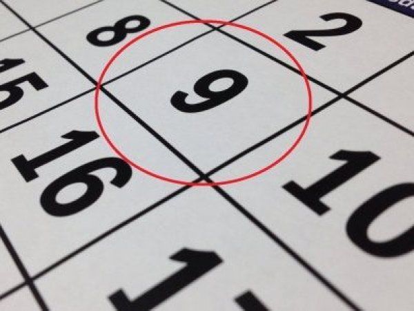 9 de octubre feriado