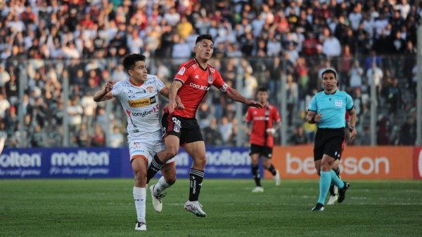 "Un desastre": Jugador de Colo Colo recibe críticas por su nivel en partido ante Cobreloa
