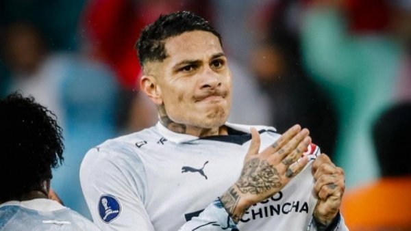 "Él quería venir": La razón por la que Paolo Guerrero no llegó a Colo Colo
