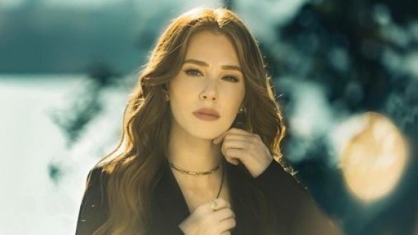 <p>Elçin Sangu</p>Cinco datos que no conocías de Elçin Sangu
