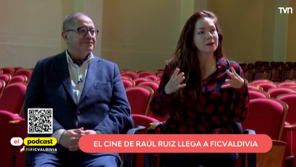 Chamila Rodríguez: El estreno en Chile de "El realismo socialista"

