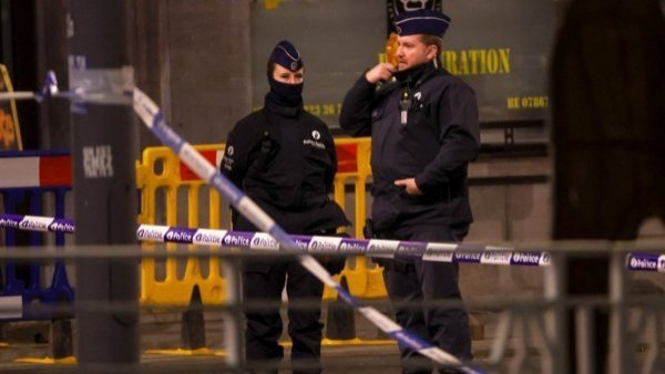 Partido entre Bélgica y Suecia es suspendido por asesinato de dos hinchas suecos en Bruselas
