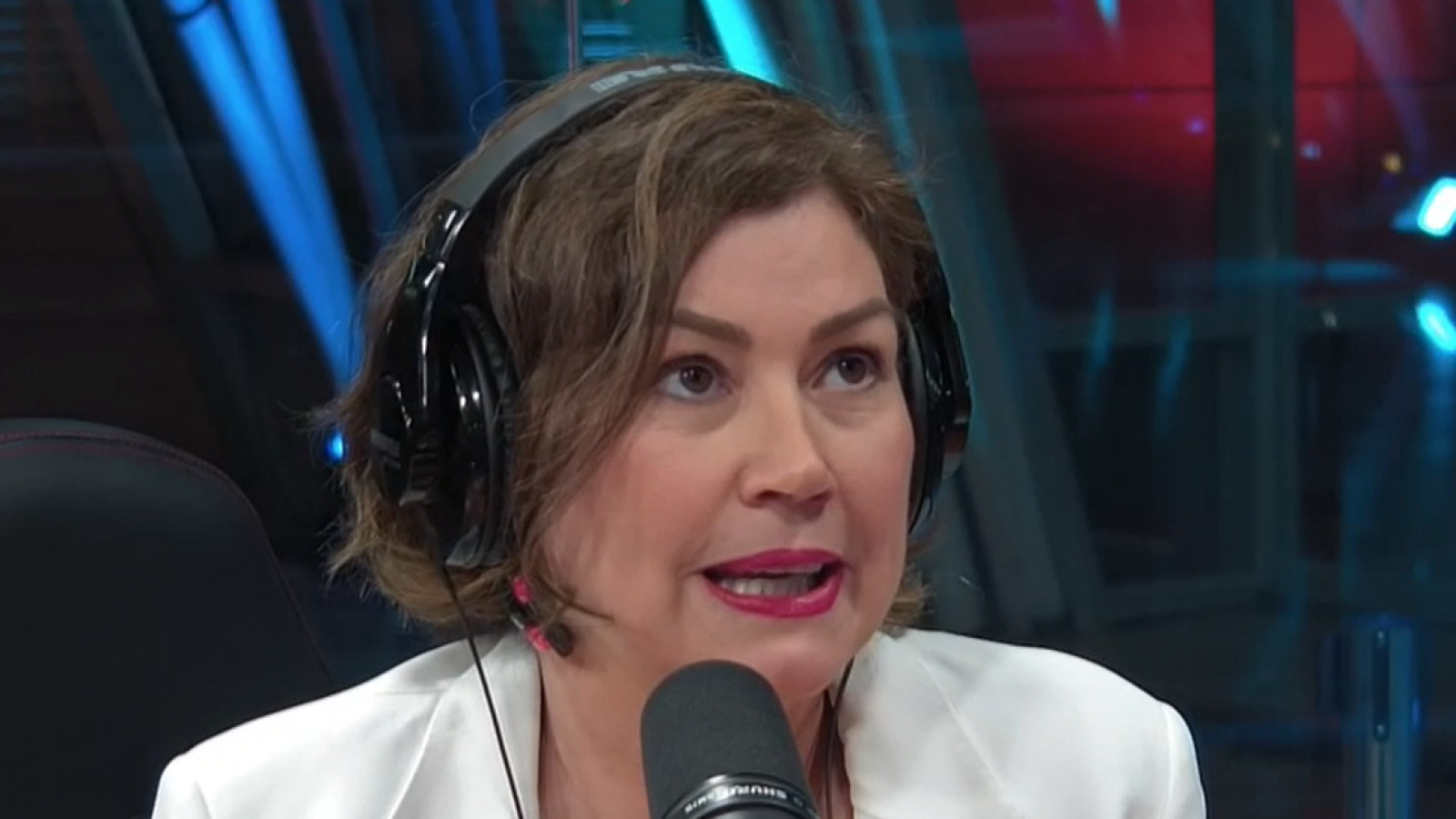 Javiera Contador: "La gracia del stand up es reírnos de nuestras desgracias"
