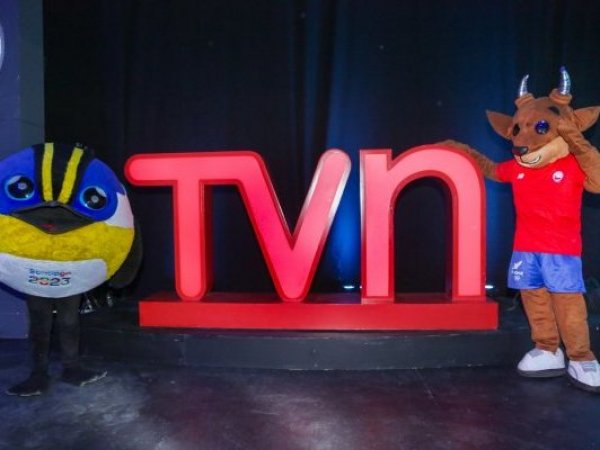 Fiu y Dupu disfrutan en TVN