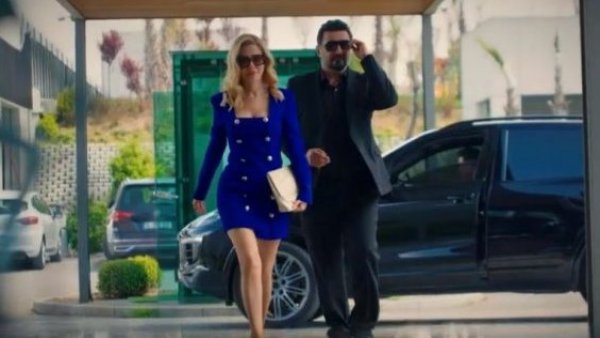 Todo por mi familia: Akif vuelve con Nebahat y retoma su lugar como jefe de la empresa
