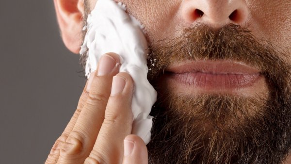 Expertos entregan 3 simples consejos para lucir una barba perfecta