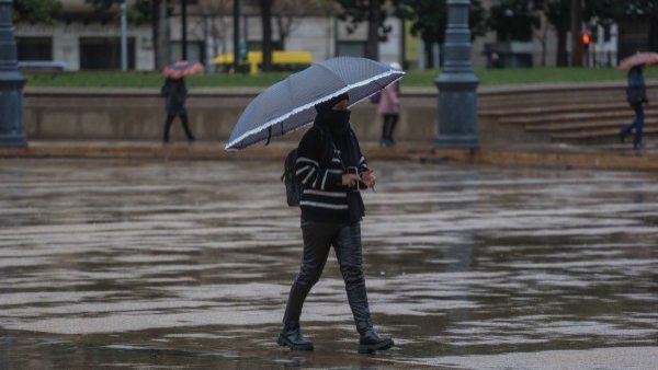 Precipitaciones en Santiago: ¿a qué hora comenzará a llover este sábado?