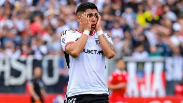 "Separación inmediata": Colo Colo emite comunicado tras detención de Jordhy Thompson