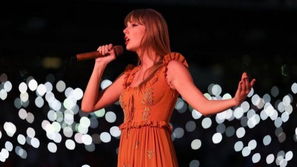 Desde cristales Swarovski hasta cien botellas de champagne: las exigencias de Taylor Swift en su show de Argentina
