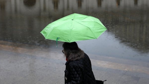 "Más de lo previsto": Mira lo que informó Iván Torres sobre el pronóstico de lluvias para Santiago