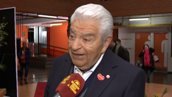 <p>Don Francisco</p>Don Francisco invitó a sumarse a la Teletón 2023
