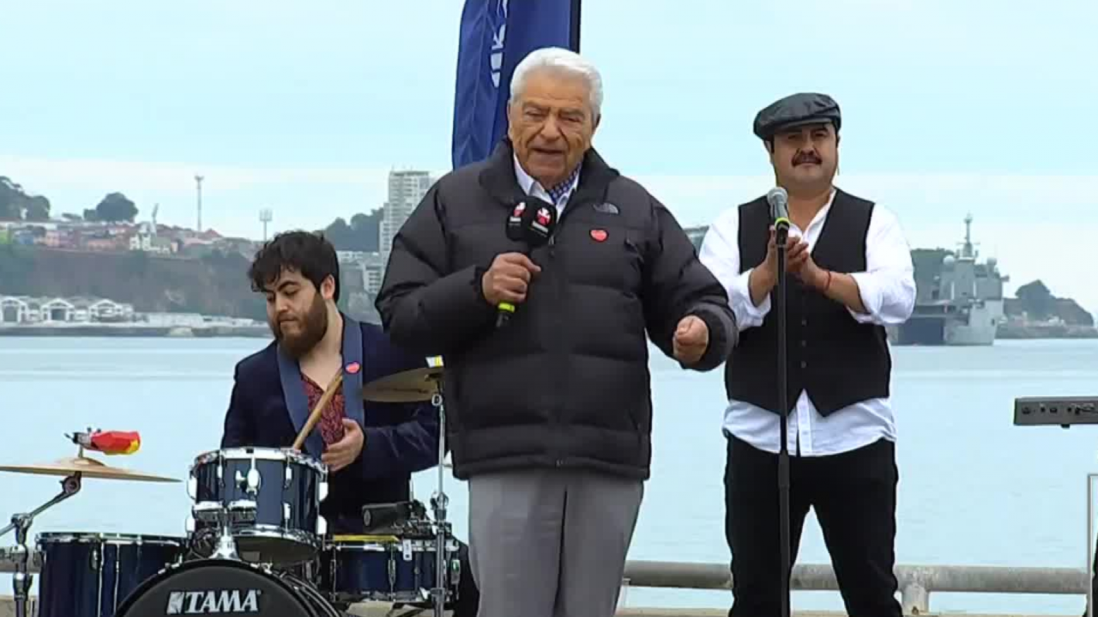 Don Francisco llegó a la "Desayunatón" acompañado de un show musical

