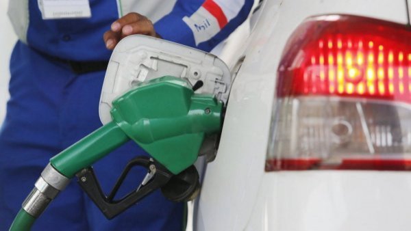 ENAP: bencinas de 93 y 97 octanos bajarán esta semana
