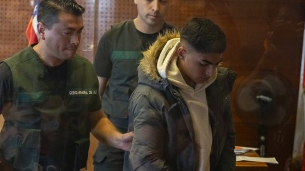 Revierten prisión preventiva para Jordhy Thompson: Quedó con arresto domiciliario nocturno