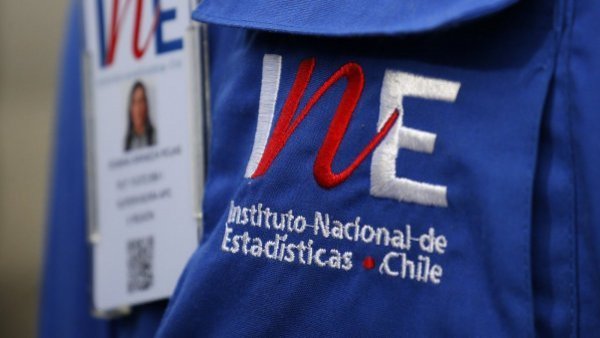 Con sueldos hasta $930.000: INE ofrece trabajo para el próximo Censo
