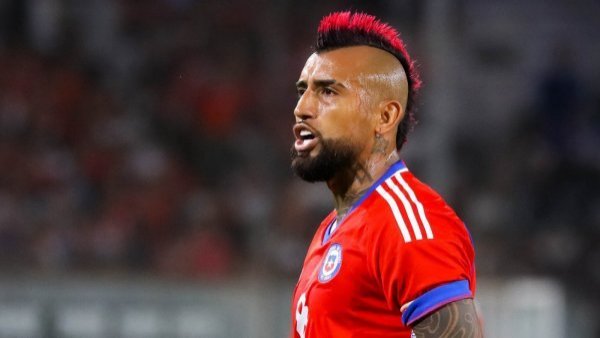 La curiosa e hilarante reacción de Arturo Vidal: "Ese hueón debe ser de la U"
