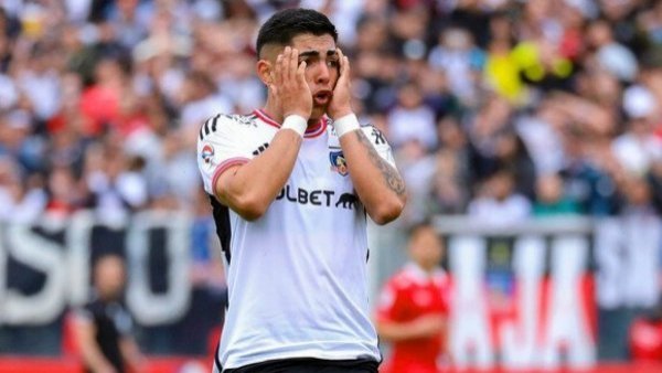 Dejará Colo Colo: Club de Rusia está interesado en Jordhy Thompson
