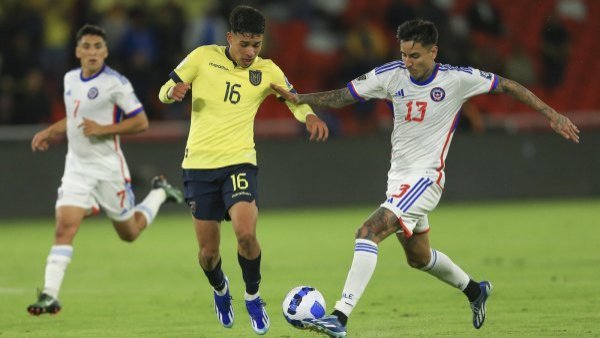 Las severas críticas a un histórico de la Roja tras derrota con Ecuador: "Que mal le hace a la Selección"
