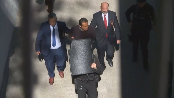 Frente a un motel en San Antonio: Los detalles de la detención del alcalde de Algarrobo