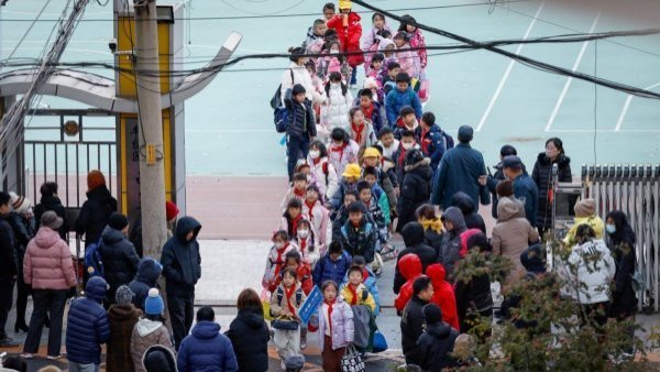 El brote de neumonía que alerta en China: OMS explicó a qué síntomas estar atentos
