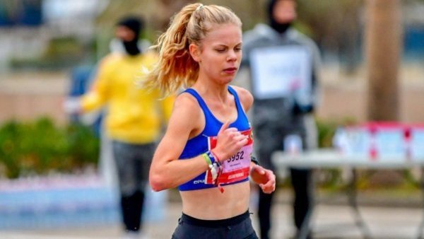 Conmoción en el atletismo por muerte de joven corredora
