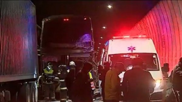 Un lamentable accidente: Choque deja un muerto y genera gran congestión en túnel Zapata
