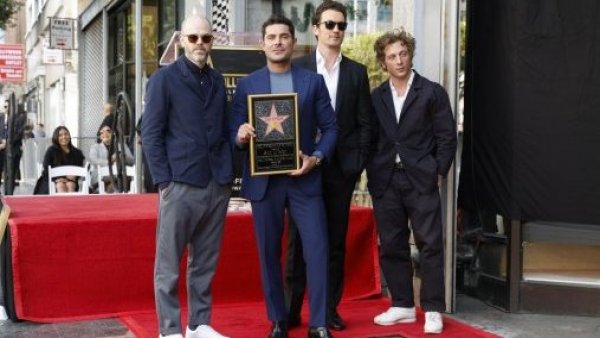 Zac Efron recibe su estrella en el Paseo de la Fama y honra a Matthew Perry