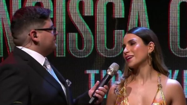 "Gracias por las alegrías": las palabras de Fran Crovetto tras recibir galardón en gala Olímpica
