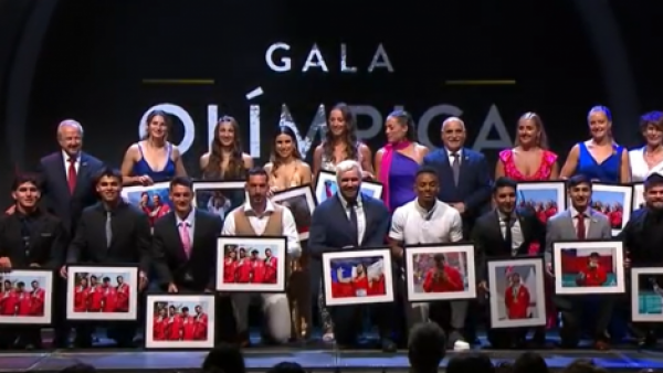 Deportistas de oro: así fue la premiación para los campeones de los Panamericanos 2023

