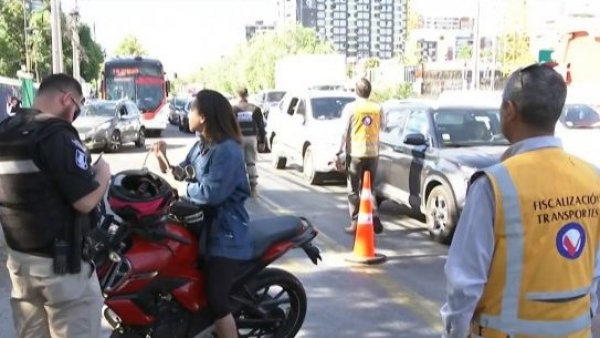 Intensa fiscalización de tránsito en La Reina
