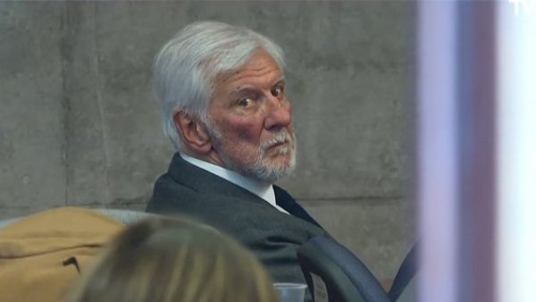 Caso Torrealba: Exalcalde de Vitacura admite haber recibido sobres con dinero
